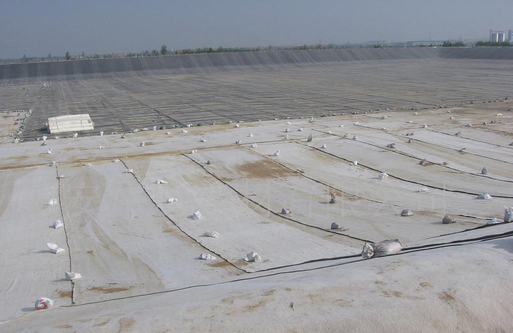 采用HDPE土工膜為核心填埋場(chǎng)都怎樣了？